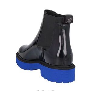 Hogan Leather Chelsea Ankle Boot USW 8.5, with Electric Blue Lug Sole